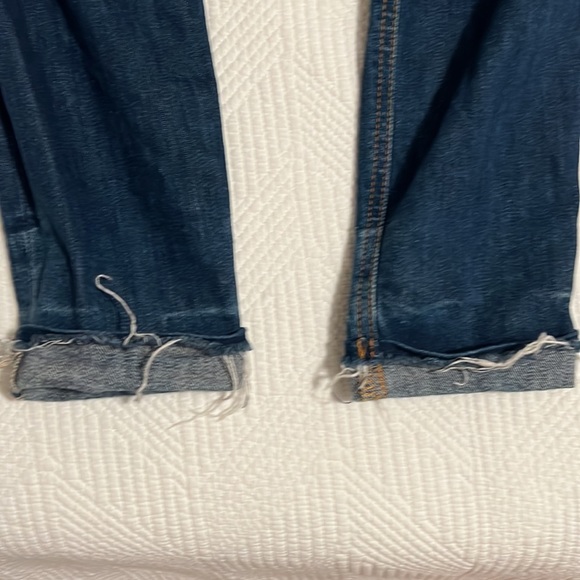 Collectors edition Joe’s Jeans the Markie Crop - Picture 6 of 9